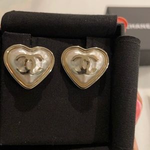 Chanel 22C heart earrings.